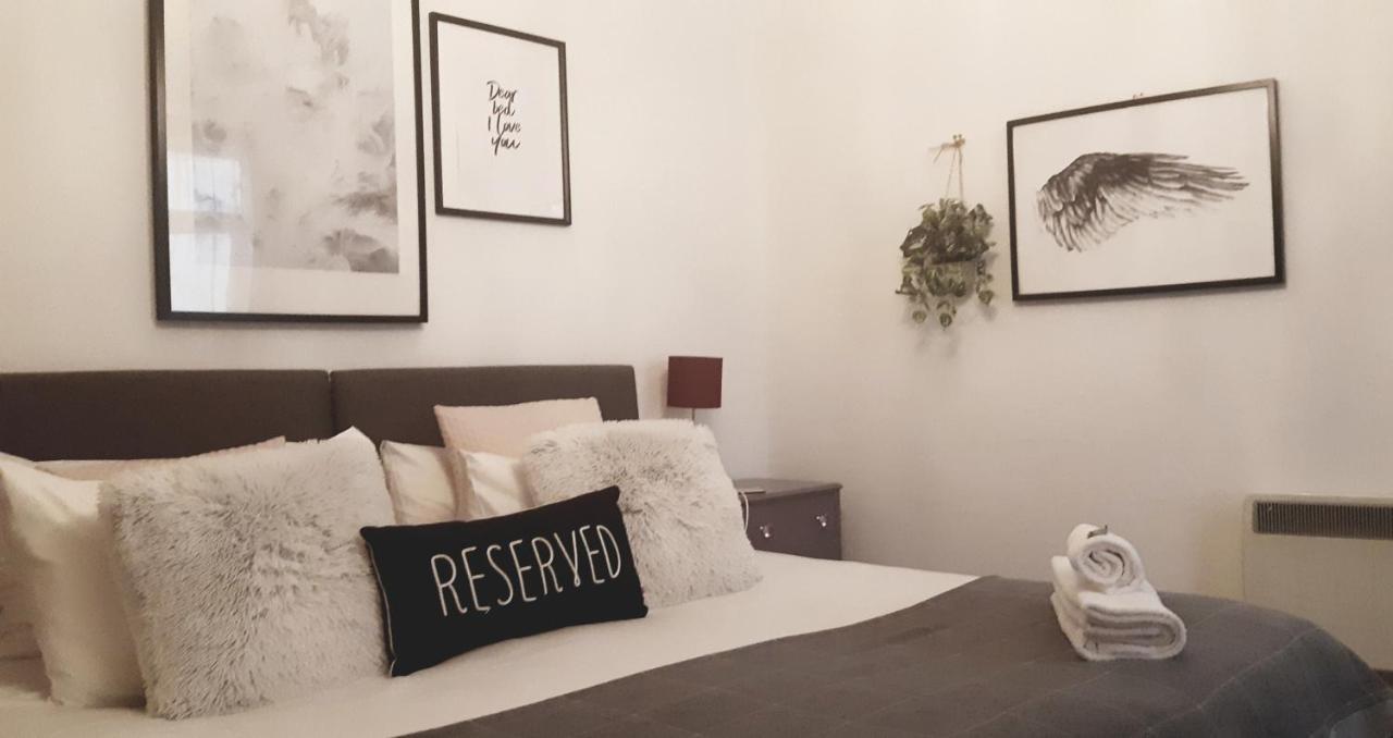 ماكليسفيلد Sleep, Eat, Repeat Bed And Breakfast المظهر الخارجي الصورة
