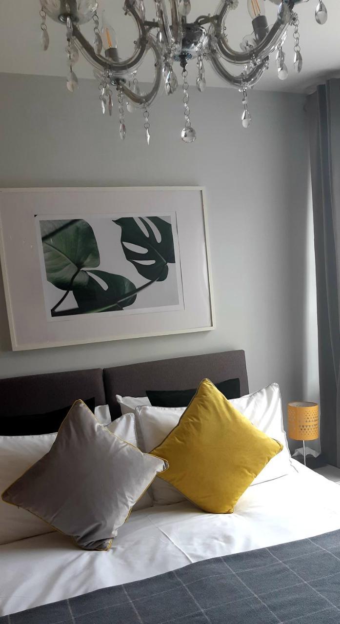 ماكليسفيلد Sleep, Eat, Repeat Bed And Breakfast المظهر الخارجي الصورة